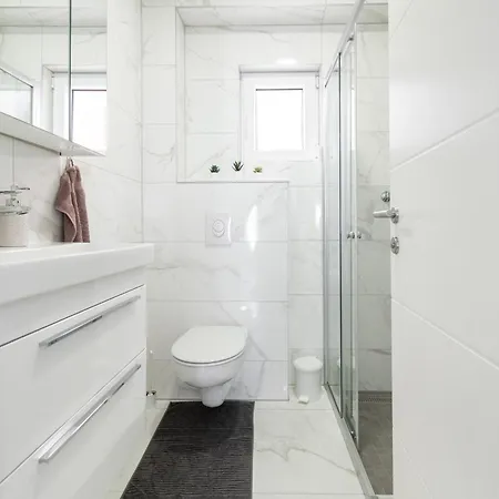 Toni Appartement Makarska