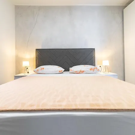 Appartement Toni Makarska