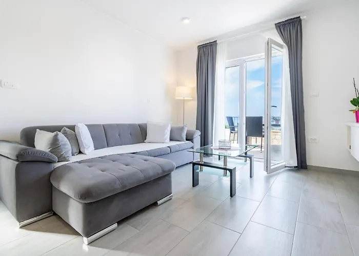 Toni Apartament Makarska