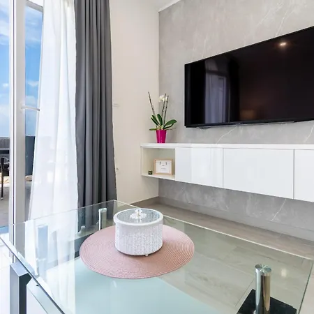 Apartment Toni
